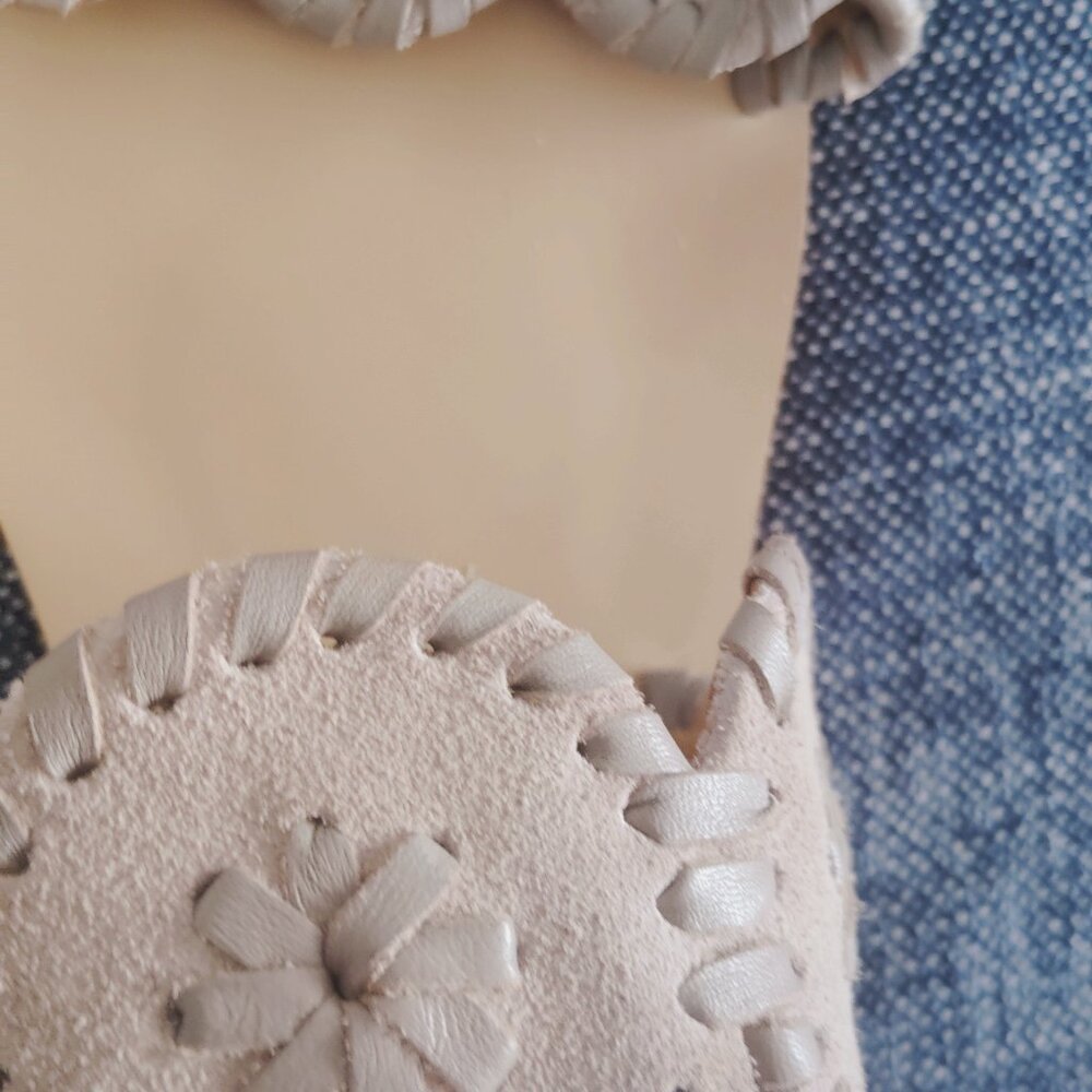 Suede beige Size 8.5 Jack Rogers flat slide beige color. - Picture 3 of 7